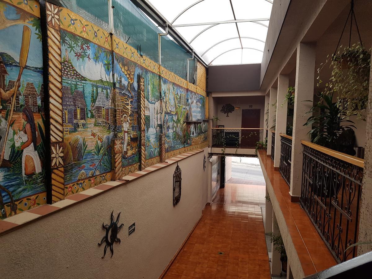 Hotel Nuevo Cupatitzio Uruapan  المظهر الخارجي الصورة
