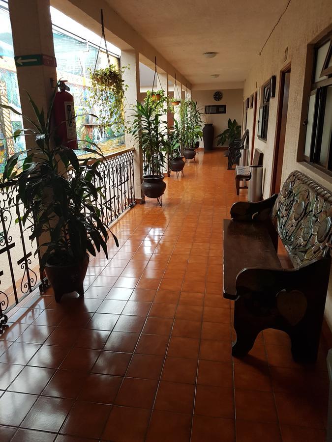 Hotel Nuevo Cupatitzio Uruapan  المظهر الخارجي الصورة