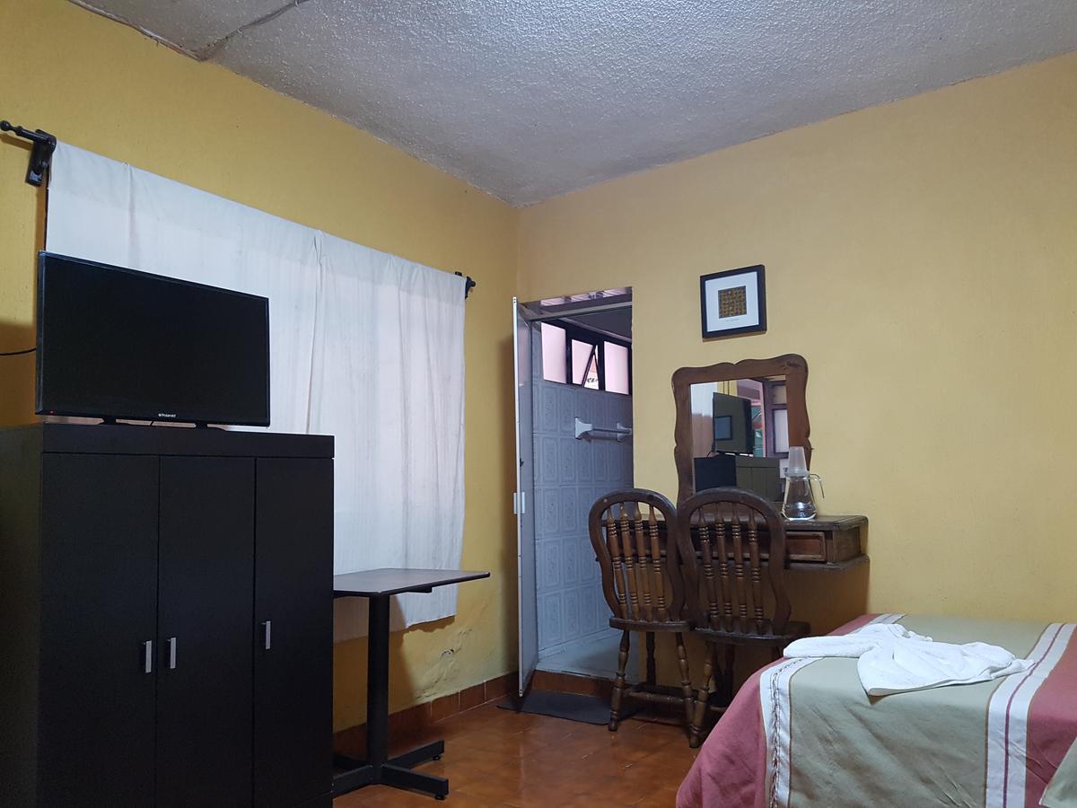 Hotel Nuevo Cupatitzio Uruapan  المظهر الخارجي الصورة