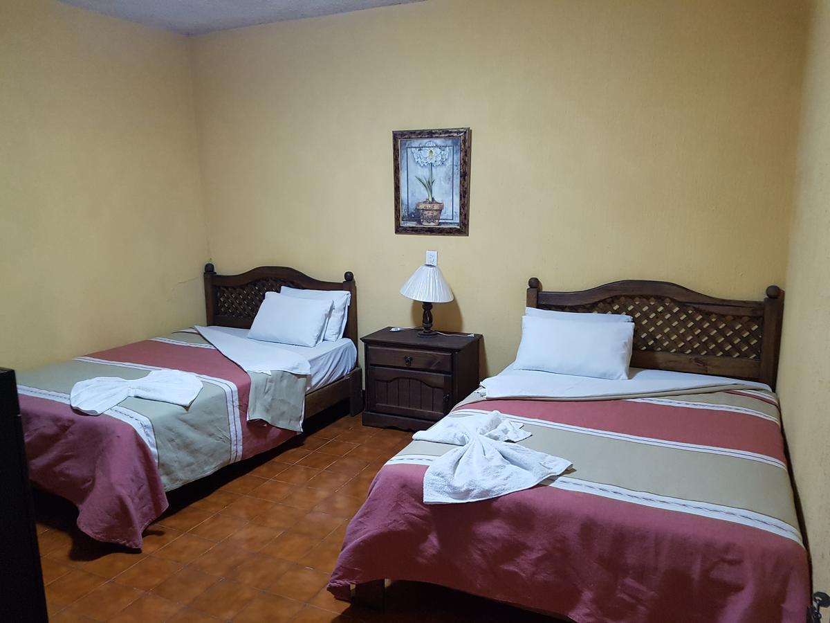 Hotel Nuevo Cupatitzio Uruapan  المظهر الخارجي الصورة