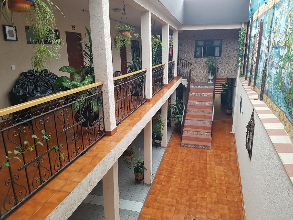 Hotel Nuevo Cupatitzio Uruapan  المظهر الخارجي الصورة