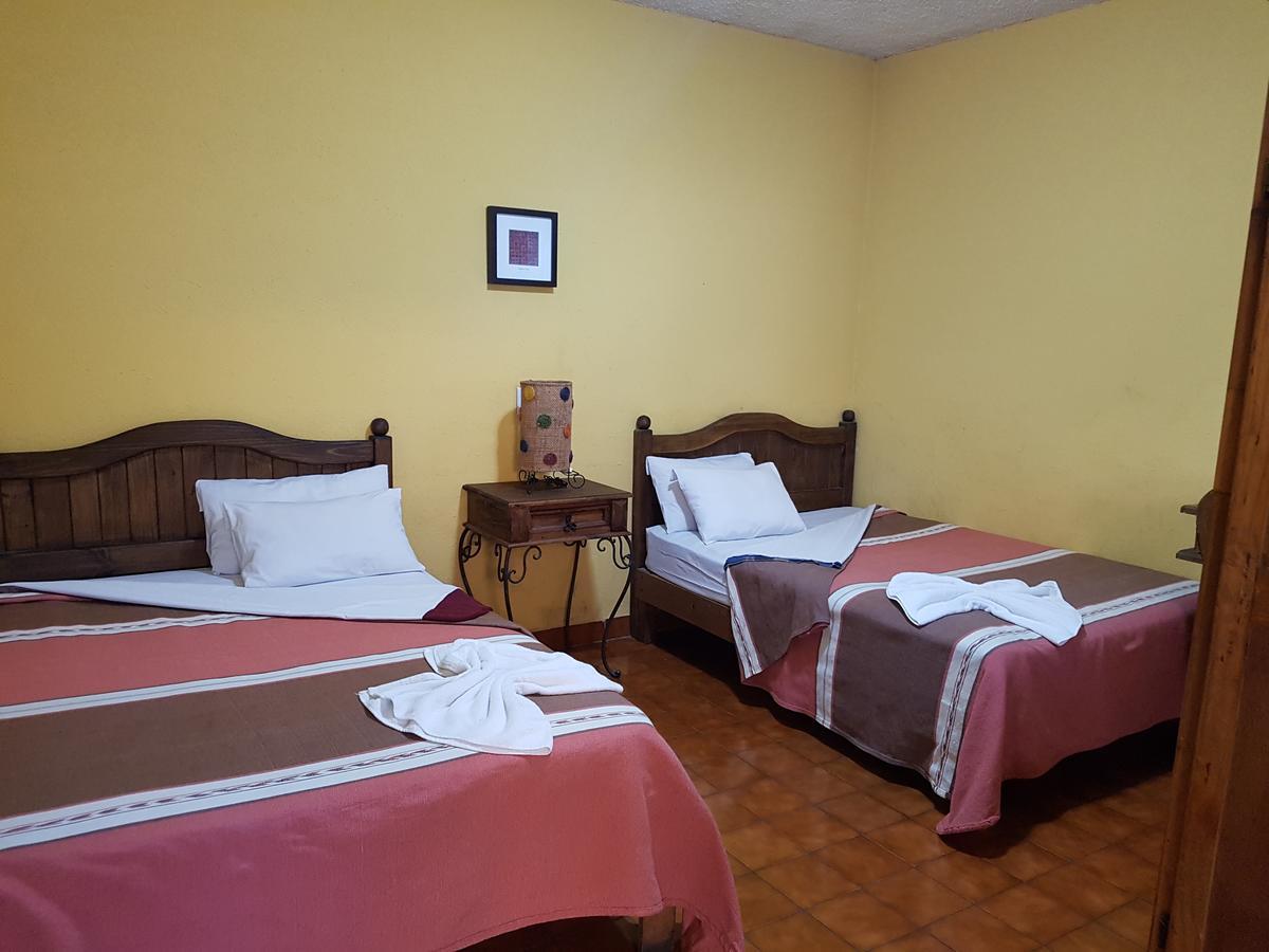 Hotel Nuevo Cupatitzio Uruapan  المظهر الخارجي الصورة