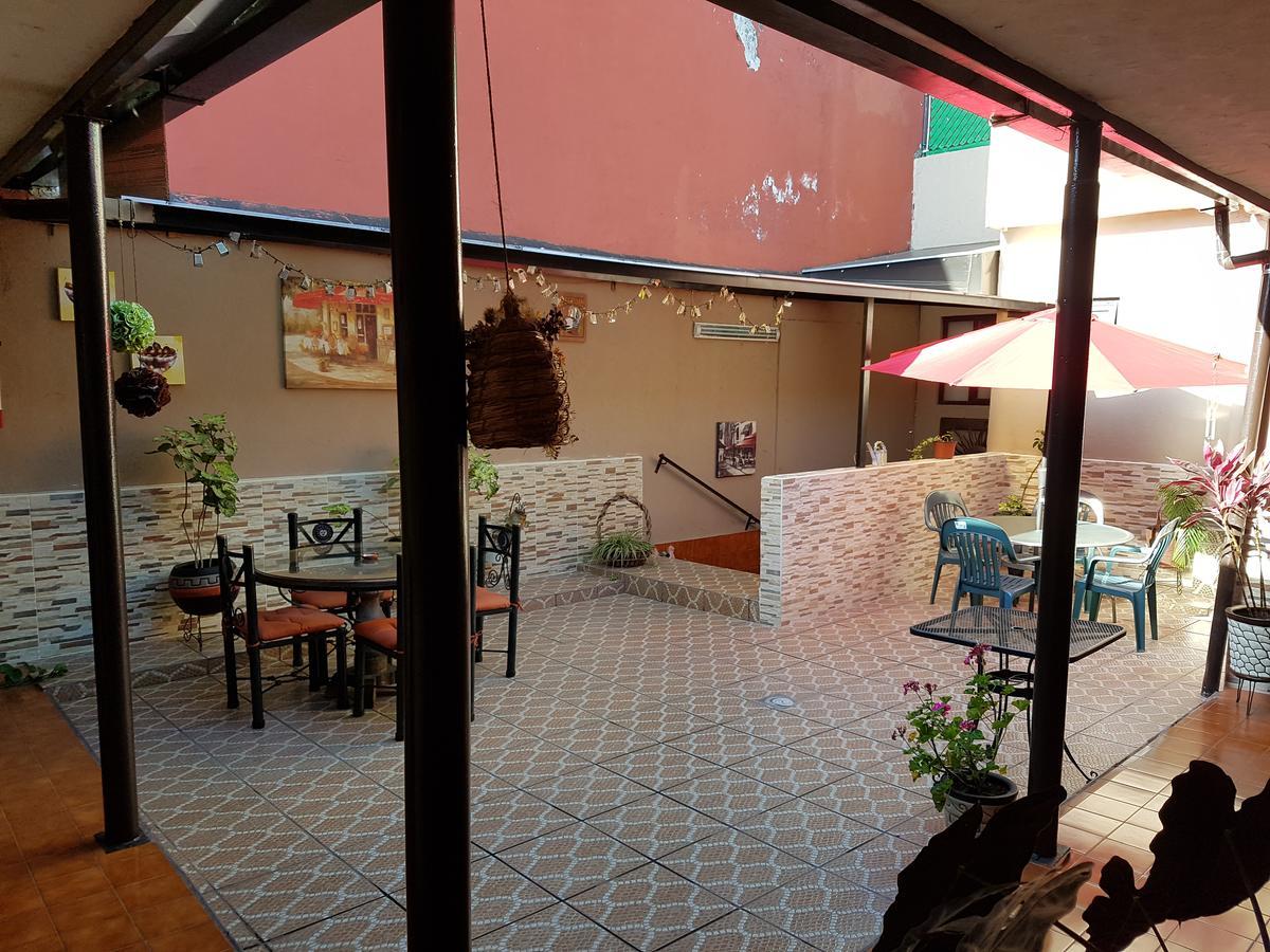 Hotel Nuevo Cupatitzio Uruapan  المظهر الخارجي الصورة